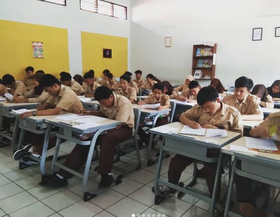 Kegiatan Belajar SMK Tri Dharma 2 Bogor.png